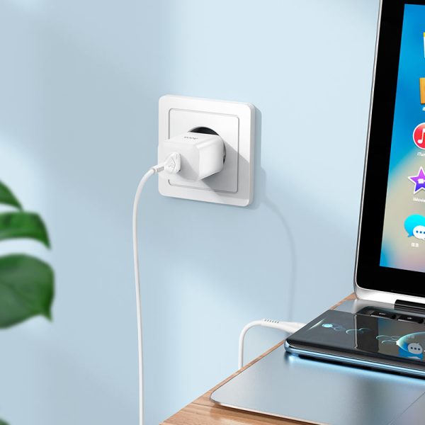 Karikues Fast Charge Single Port N26 Maxim