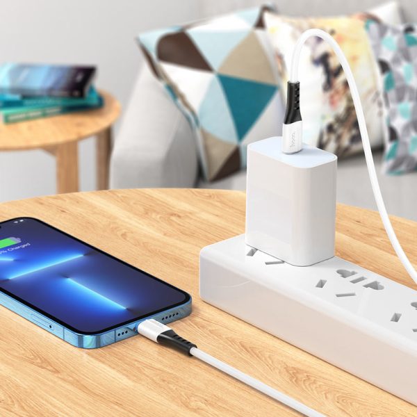 Kabllo Karikimi për iPhone X82 PD silicone